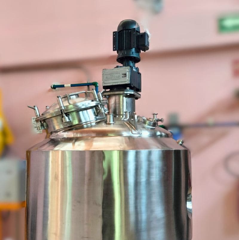Reactor en acero inoxidable con motorreductor